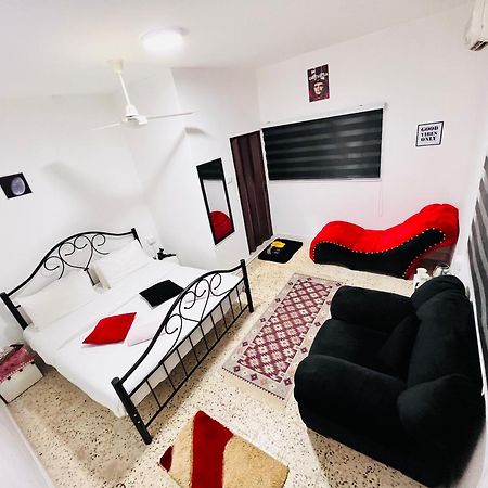 Desert Moon Hostel Ουάντι Μούσα Εξωτερικό φωτογραφία