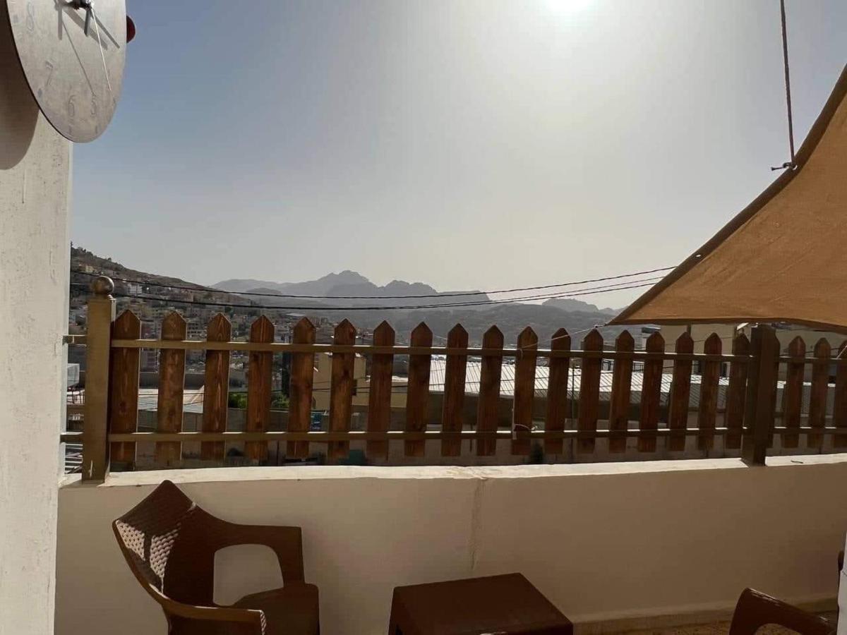 Desert Moon Hostel Ουάντι Μούσα Εξωτερικό φωτογραφία